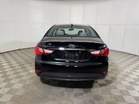 2014 HYUNDAI SONATA SEDAN 4-CYL, 2.4 LITER GLS SEDAN 4D