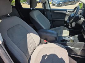 2021 FORD ESCAPE SUV 4-CYL, HYBRID, 2.5 LITER SE HYBRID SPORT UTILITY 4D