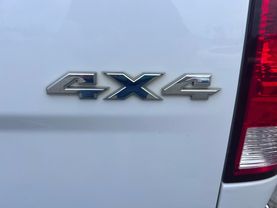 2019 RAM 1500 CLASSIC CREW CAB PICKUP V8, HEMI, 5.7 LITER BIG HORN PICKUP 4D 6 1/3 FT