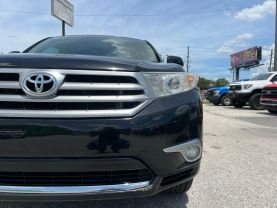 2013 TOYOTA HIGHLANDER SUV V6, 3.5 LITER LIMITED SPORT UTILITY 4D