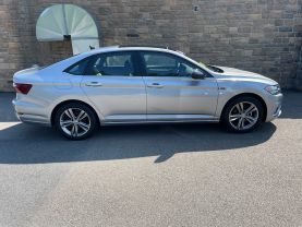 2021 VOLKSWAGEN JETTA SEDAN 4-CYL, TURBO, 1.4 LITER 1.4T R-LINE SEDAN 4D - Gesner Auto Inc in Taunton, MA, 41.88613, -71.14527