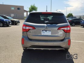 2015 KIA SORENTO SUV
