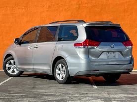2013 TOYOTA SIENNA VAN - AUTOMATIC - Gentle Carmen Auto
