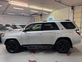 2019 TOYOTA 4RUNNER SUV V6, 4.0 LITER SR5 SPORT UTILITY 4D