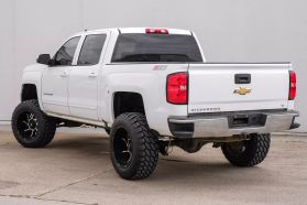 2018 Chevrolet Silverado 1500 Crew Cab - Image 14