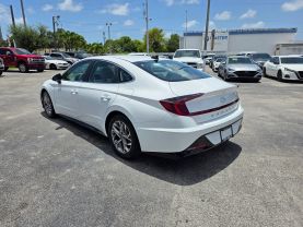 2021 HYUNDAI SONATA
