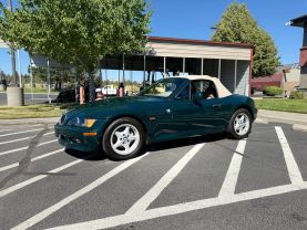 1998 BMW Z3 CONVERTIBLE 4-CYL, 1.9 LITER 4-CYL ROADSTER 2D