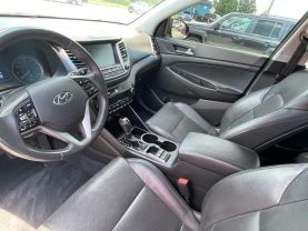 2017 Hyundai Tucson - Image 6