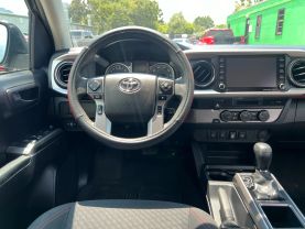 2021 TOYOTA TACOMA DOUBLE CAB PICKUP V6, 3.5 LITER SR5 PICKUP 4D 5 FT