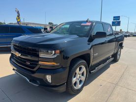 2018 CHEVROLET SILVERADO 1500 CREW CAB PICKUP V8, ECOTEC3, 5.3 LITER Z71 LT PICKUP 4D 5 3/4 FT