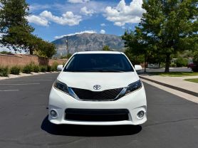 2015 TOYOTA SIENNA VAN V6, 3.5 LITER SE MINIVAN 4D