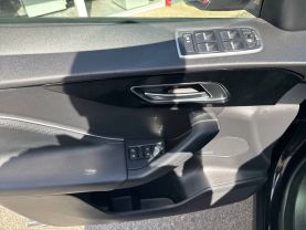2018 JAGUAR F-PACE SUV 4-CYL, TURBO, 2.0 LITER 25T PREMIUM SPORT UTILITY 4D