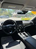 2020 Honda Accord - Image 11