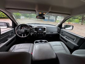 2013 RAM 1500 QUAD CAB PICKUP V8, HEMI, 5.7 LITER SLT PICKUP 4D 6 1/3 FT