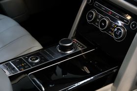 2015 Land Rover Range Rover - Image 22