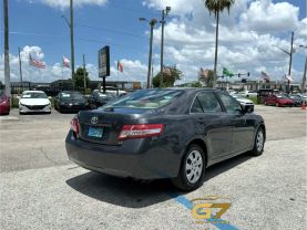 2010 Toyota Camry - Image 9