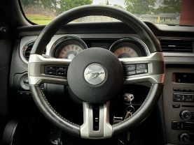 2011 Ford Mustang - Image 24