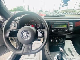 2013 VOLKSWAGEN BEETLE HATCHBACK 5-CYL, PZEV, 2.5 LITER 2.5L ENTRY HATCHBACK 2D