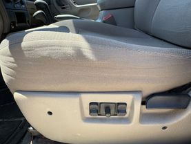 2004 JEEP GRAND CHEROKEE SUV 6-CYL, 4.0 LITER LAREDO SPORT UTILITY 4D