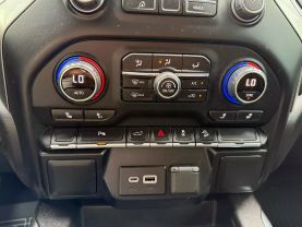 2022 Chevrolet Silverado 1500 Limited Crew Cab Lt Trail Boss Pickup 4d 5 3/4 Ft - Image 40