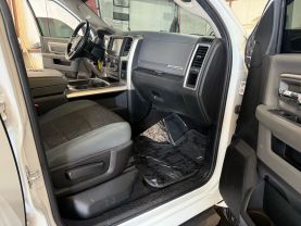 2017 RAM 1500 CREW CAB PICKUP WHITE AUTOMATIC - Budget Used Car Sales