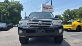 2015 Toyota Land Cruiser - Image 8
