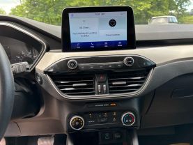 2022 FORD ESCAPE SUV 3-CYL, ECOBOOST, TURBO, 1.5 LITER SE SPORT UTILITY 4D at T&T Repairables - used car dealership in Spencer, Indiana.