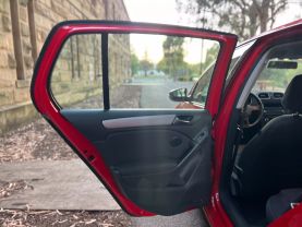 2013 VOLKSWAGEN GOLF HATCHBACK 5-CYL, 2.5 LITER 2.5L HATCHBACK 4D