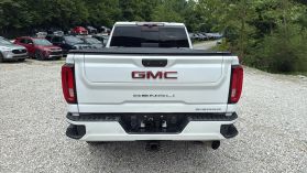 2020 GMC SIERRA 2500 HD CREW CAB PICKUP V8, TURBO DIESEL, 6.6 LITER DENALI PICKUP 4D 6 1/2 FT at T&T Repairables - used car dealership in Spencer, Indiana.