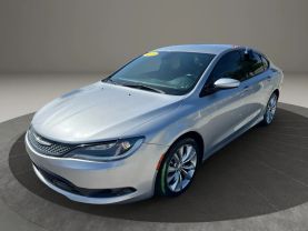 2016 CHRYSLER 200 SEDAN 4-CYL, MULTIAIR, FF, 2.4L 200S SEDAN 4D