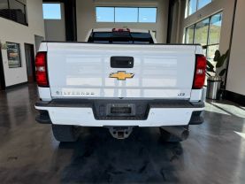 2017 CHEVROLET SILVERADO 2500 HD CREW CAB PICKUP V8, TURBO DIESEL, 6.6 LITER LTZ PICKUP 4D 6 1/2 FT