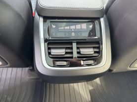 2019 VOLVO XC90 SUV 4-CYL, DRIVE-E, TURBO, SUPERCHARGED, 2.0 LITER T6 MOMENTUM SPORT UTILITY 4D