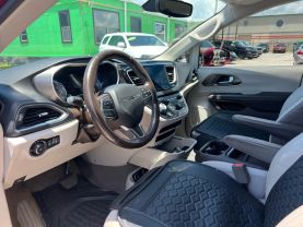2017 CHRYSLER PACIFICA VAN V6, 3.6 LITER TOURING-L MINIVAN 4D