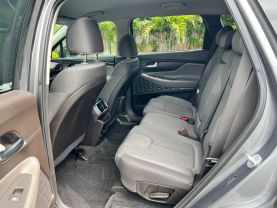 2019 HYUNDAI SANTA FE SUV 4-CYL, GDI, 2.4 LITER 2.4 SE SPORT UTILITY 4D