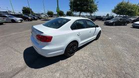2011 VOLKSWAGEN JETTA