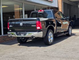 2016 Ram 1500 Crew Cabbig Horn Pickup 4d 5 1/2 Ft - Image 9