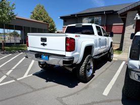 2015 CHEVROLET SILVERADO 3500 HD CREW CAB PICKUP V8, TURBO DSL, 6.6L LTZ PICKUP 4D 6 1/2 FT