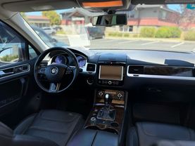 2013 VOLKSWAGEN TOUAREG SUV V6, TURBO DIESEL, 3.0 LITER TDI EXECUTIVE SPORT UTILITY 4D