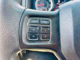 2022 RAM 1500 CLASSIC CREW CAB PICKUP V8, HEMI, 5.7 LITER TRADESMAN PICKUP 4D 5 1/2 FT