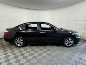 2015 HONDA ACCORD SEDAN 4-CYL, I-VTEC, 2.4 LITER LX SEDAN 4D