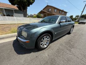 2006 CHRYSLER 300 SEDAN V8, HEMI, 5.7 LITER 300C SEDAN 4D