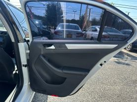 2017 VOLKSWAGEN JETTA