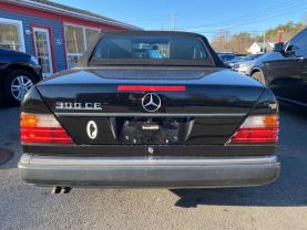 1993 MERCEDES-BENZ 300 CE CONVERTIBLE 6-CYL, 3.2 LITER CABRIOLET 2D