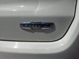 2018 JEEP COMPASS SUV 4-CYL, MULTIAIR, PZEV, 2.4 LITER LATITUDE SPORT UTILITY 4D