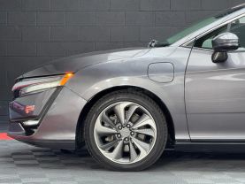 2018 HONDA CLARITY PLUG-IN HYBRID SEDAN 4-CYL, HYBRID, 1.5 LITER TOURING SEDAN 4D