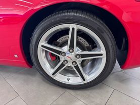 2006 CHEVROLET CORVETTE COUPE V8, 6.0 LITER COUPE 2D