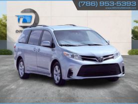2019 TOYOTA SIENNA