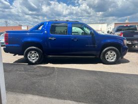 2013 CHEVROLET AVALANCHE PICKUP V8, FLEX FUEL, 5.3 LITER BLACK DIAMOND LT SPORT UTILITY PICKUP 4D 5 1/4 FT