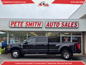 2017 Ford F350 Super Duty Crew Cablariat Pickup 4d 8 Ft - Image 1