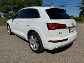 2018 AUDI Q5 SUV 4-CYL, TURBO, 2.0 LITER PREMIUM PLUS SPORT UTILITY 4D